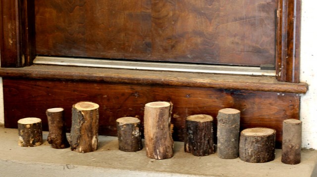 How to make rustic candlesticks from wood logs lined up gardenmatter.com_.jpg
