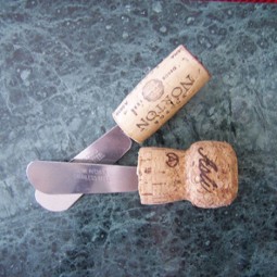 Diy projects using wine bottle corks 15 e1400528727217.jpg