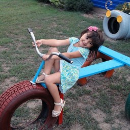 Kids fun with upcycle art.jpg