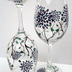 Artistic wine glass painting ideas 8.jpg