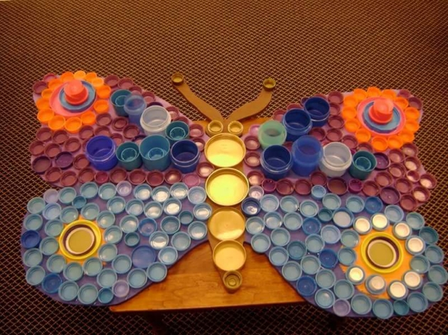 Crafts ideas with bottle caps.jpg