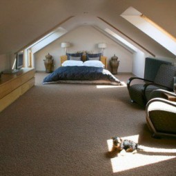 Schlafzimmer im dachgeschoss interessant bodenbelag braun hell.jpg