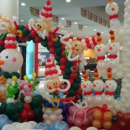 Christmas baloon decor 1024x594 1.jpg