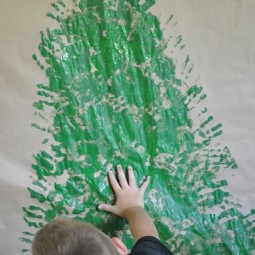 Weihnachtsbaum kuenstlich kuenstlicher weihnachtsbaum test durch wand wandsticker zeichnung handabdruck.jpg