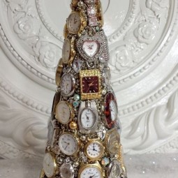 12. vintage watch christmas tree.jpg