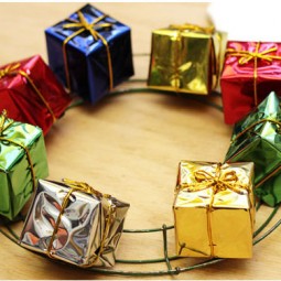 Diy gift box christmas wreath1 kopia.jpg