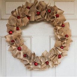 Diy holiday burlap wreath1 kopia.jpg