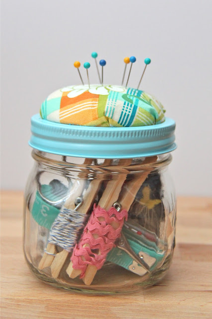Sewing kit gift in a jar.jpg
