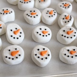 Snowman marshmallows 7.jpg