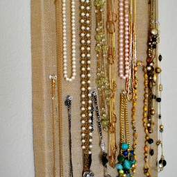 Use a shoebox to organize your necklaces and bracelets.jpg