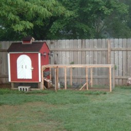 22 robbs backyard chicken coop.jpg