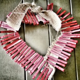 Burlap heart wreath.jpg
