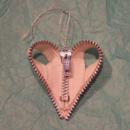 Zipper heart.jpg