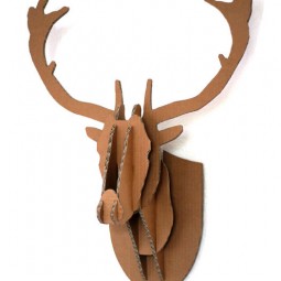 Cardboard box stag deer head wall hanging.jpg