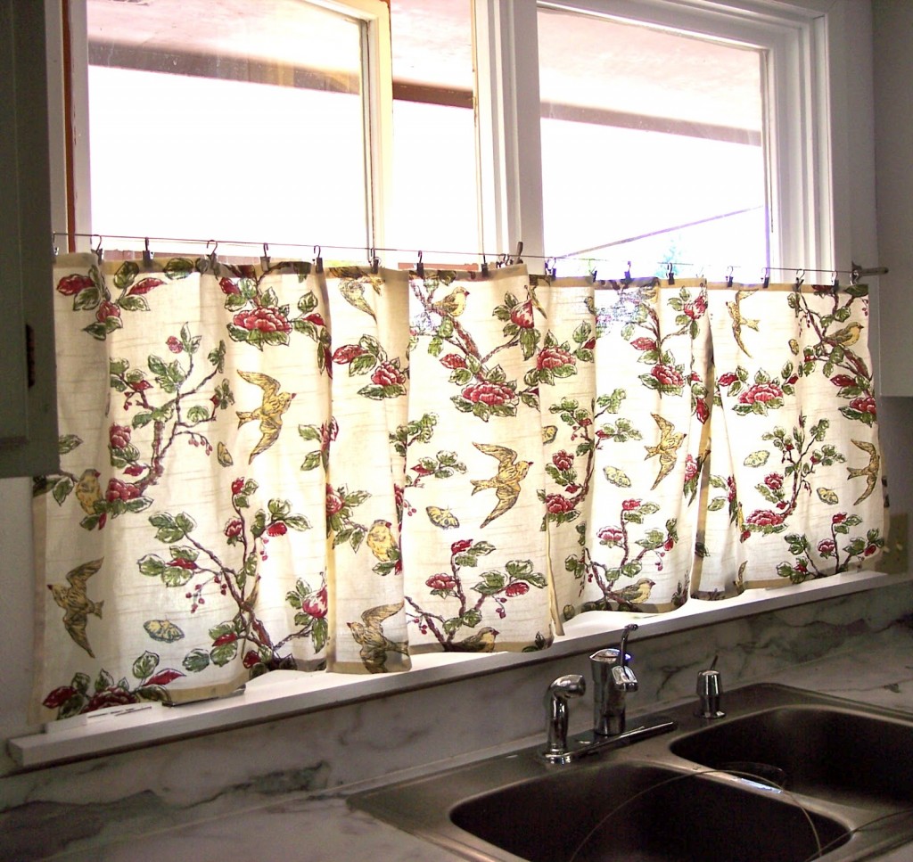 No sew kitchen window curtains 1024x967.jpg