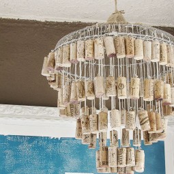 Wine cork chandelier.jpg