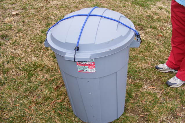 A simple compost bin using a plastic garbage can.jpg
