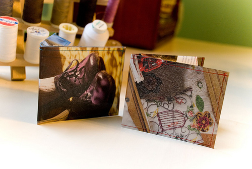 Recycled magazine wallet.jpg