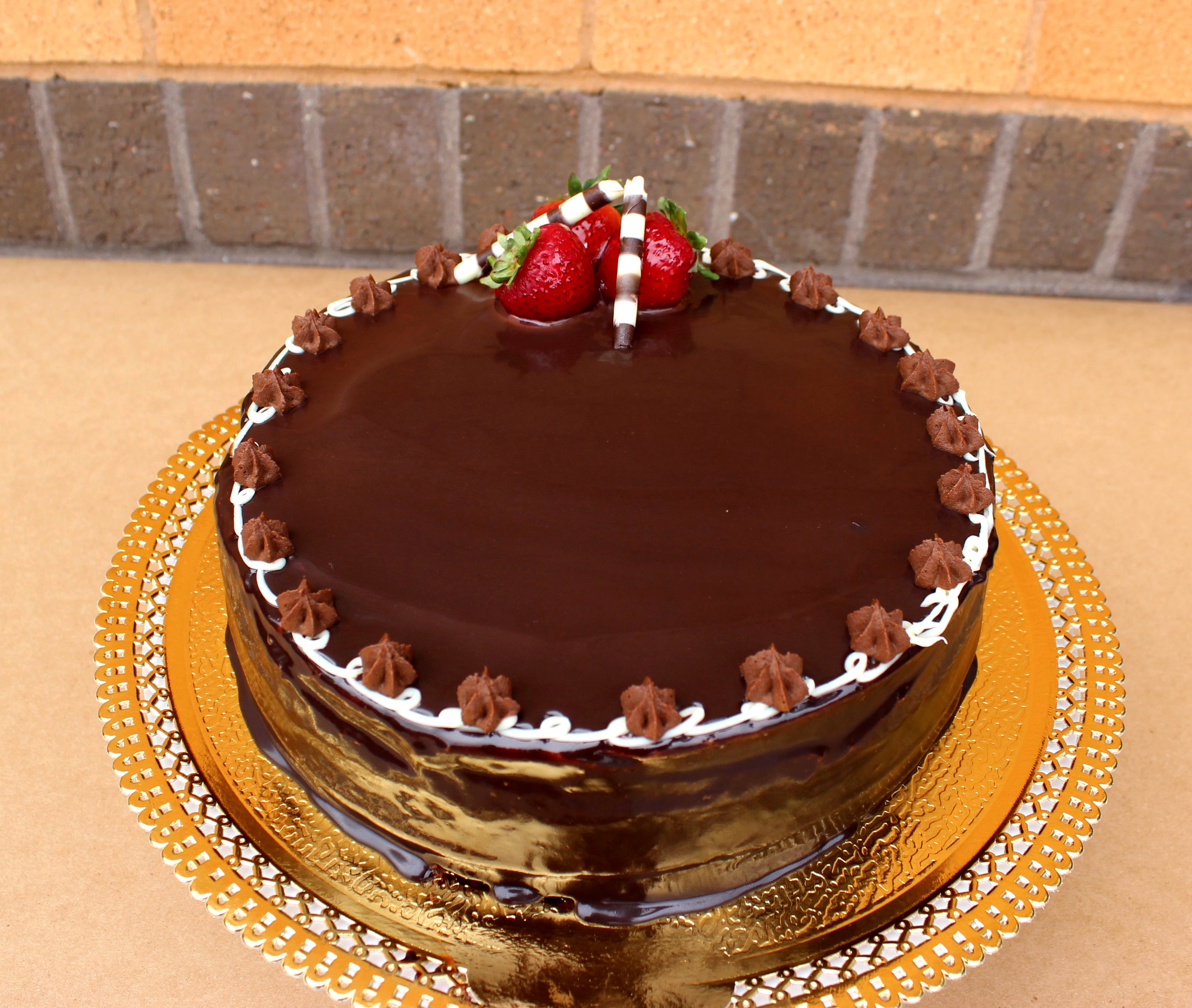 Chocolate cake 2.jpg