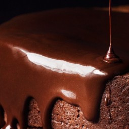 Darkest chocolate cake with red wine glaze.jpg