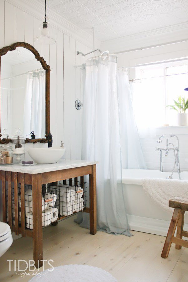 10 simple space saving bathroom solutions homesthetics 5.jpg