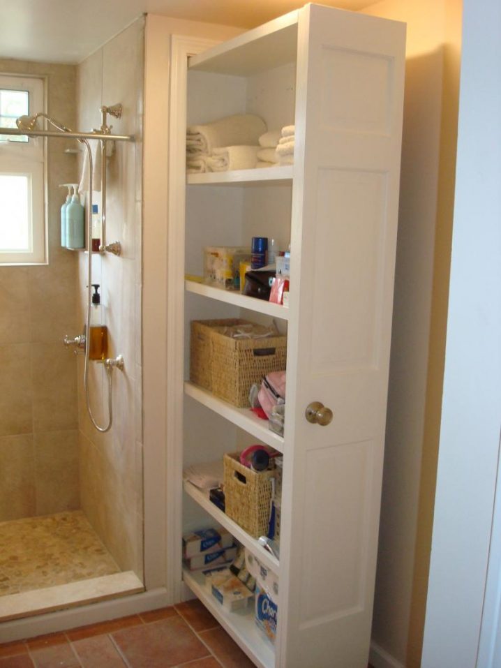 10 simple space saving bathroom solutions homesthetics 7.jpg