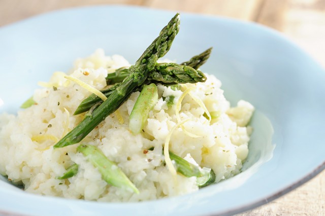 Asparagus risotto with lemon strips