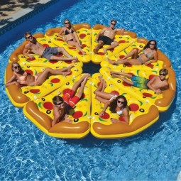 09 what can be better for a party than pizza floats for everyone.jpg