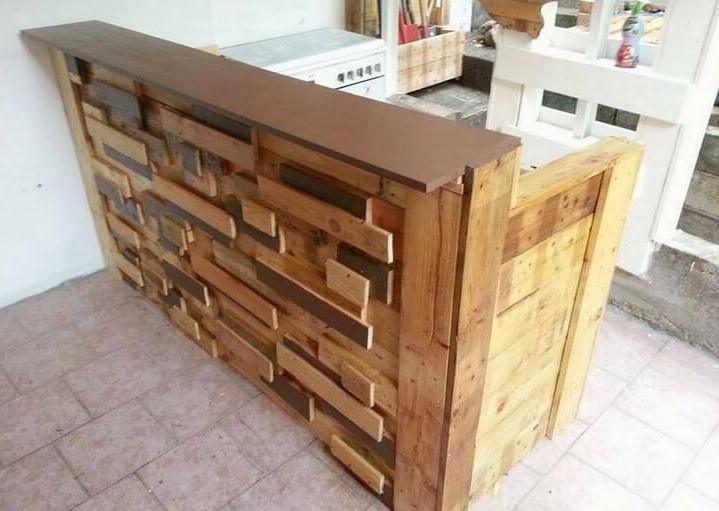Artistic wooden pallet bar table and shelves.jpg