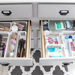 Organization makeup drawer after.png