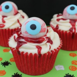 Halloween eyeball cake decorations.jpg