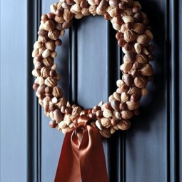 Autumn decoration crafts with acorns 36 ideas for a cozy home 2 1214279294.jpeg