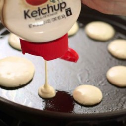 Ketchup bottle pancake.jpg