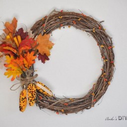 Make one of these gorgeous diy fall wreaths for your home this fall.jpg
