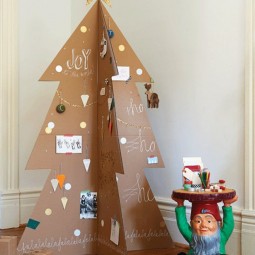 Cardboard christmas tree 1.jpg