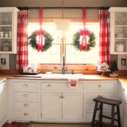 16 best christmas kitchen decor ideas.jpg