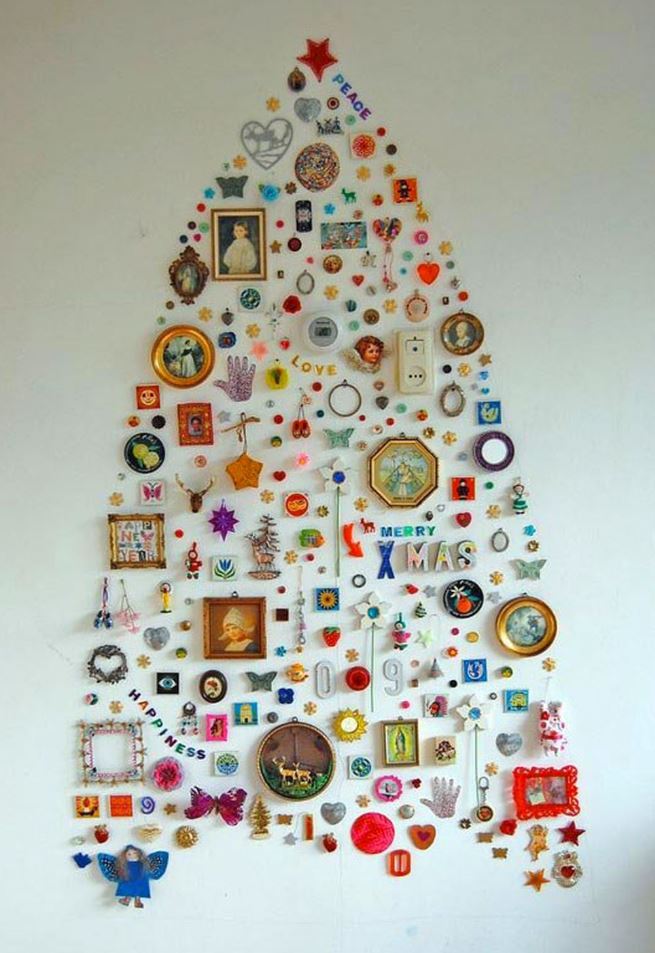 30 awesome christmas wall decor ideas 18.jpg