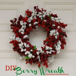 600x600xberry wreath square holidays.jpg.pagespeed.ic_.dmfxcmhc w.jpg