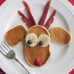 Brendid simple breakfast recipe reindeer christmas pancakes 64.jpg