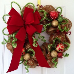 C3f5f10c8b56e44df10b82da63c24c1a homemade christmas wreaths xmas wreaths.jpg
