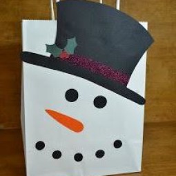 Paper bag snowman craft.jpg
