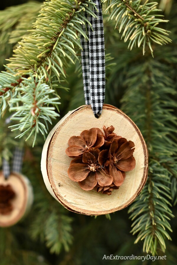Rustic handmade christmas ornament for the tree birch wood slices display pretty hand cut pine cone flowers anextraordinaryday.net_.jpg