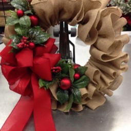 The best christmas wreath ideas for the holidays 28.jpg