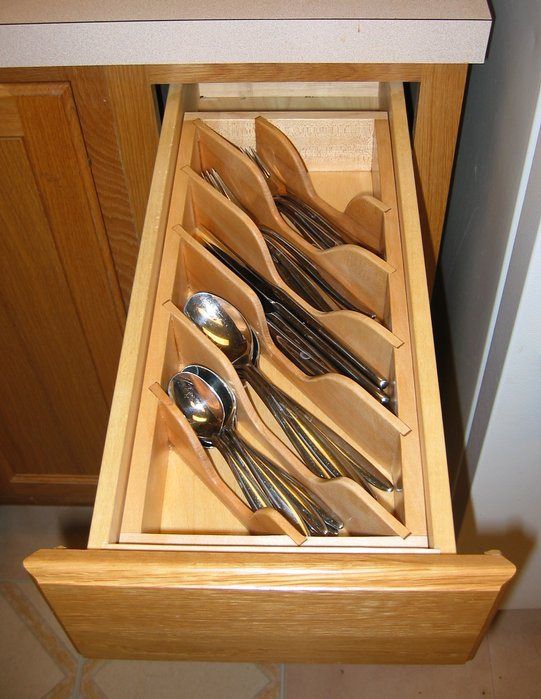 24 cutlery storage solutions.jpg