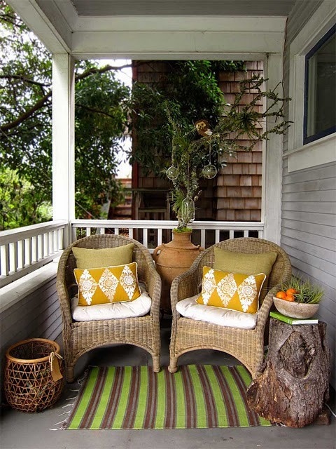Cool small front porch design ideas 27.jpg