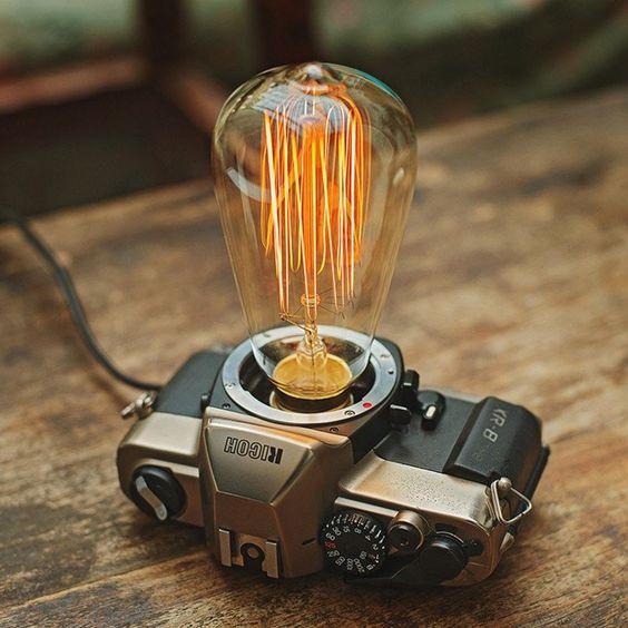 18_old_things_that_make_awesome_diy_lamps_ _i_like_that_lamp_ _16_grande.jpg