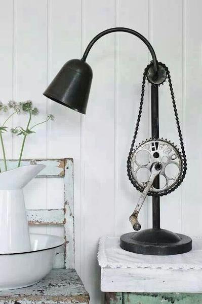 18_old_things_that_make_awesome_diy_lamps_ _i_like_that_lamp_ _20_grande.jpg