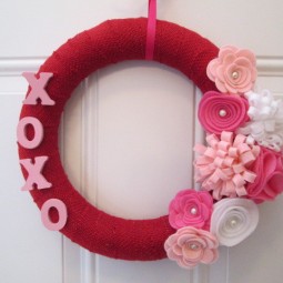 28 lovely handmade valentines wreath designs 10.jpg