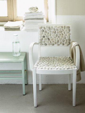 Chaise galets blanc.jpg