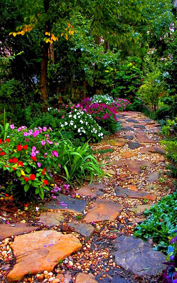 Garden path_04.jpg